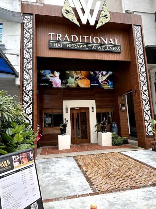 M101 Klcc Kl City King Suites By Livin クアラルンプール エクステリア 写真
