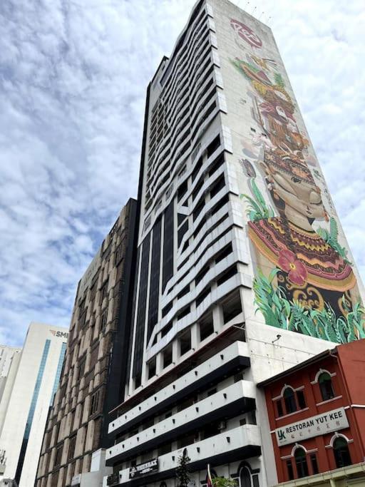 M101 Klcc Kl City King Suites By Livin クアラルンプール エクステリア 写真